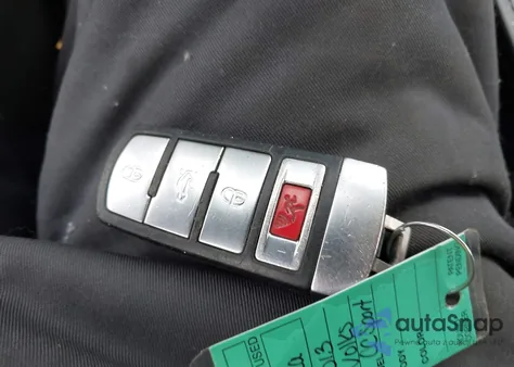 2013 Volkswagen Cc 2.0T Sport from USA, damaged, VIN WVWAP7AN5DE524725